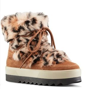Cougar Vanity Faux Fur Trim Waterproof Bootie Womens